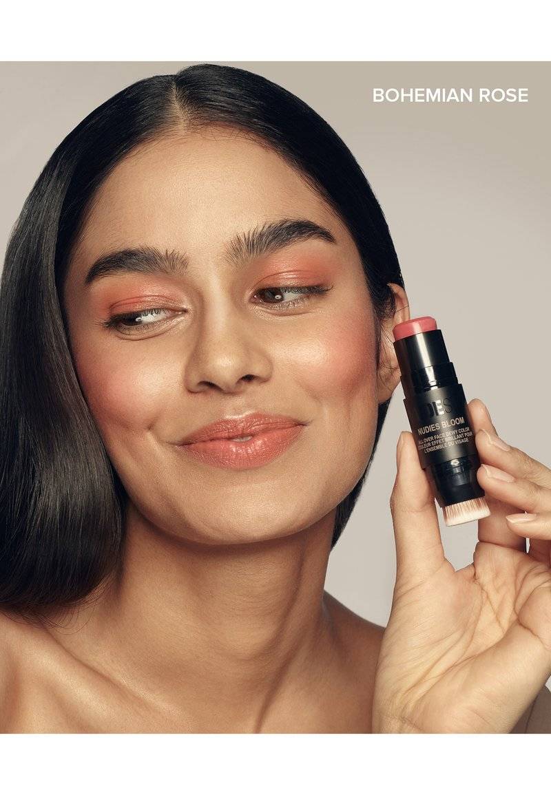 NUDESTIX NUDESTIX ROSES & HONEY NUDES (HEY HONEY, BONDI BAE, BOHEMIAN ROSE) - Makeup set Räumungsverkauf