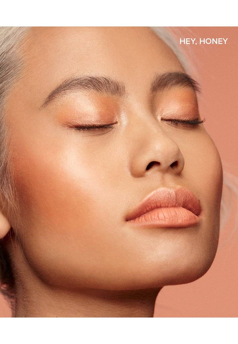 NUDESTIX NUDESTIX ROSES & HONEY NUDES (HEY HONEY, BONDI BAE, BOHEMIAN ROSE) - Makeup set Räumungsverkauf