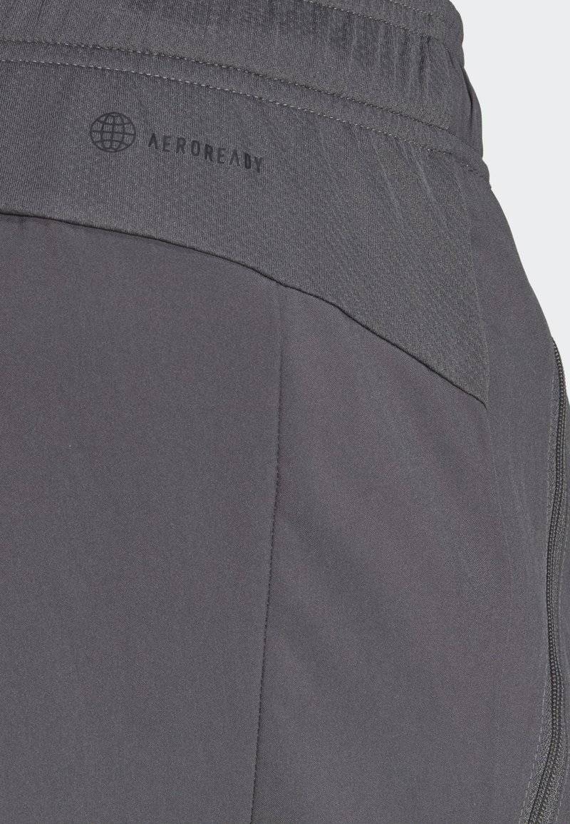 adidas Performance adidas Performance ESSENTIALS WOVEN - Sports shorts - grey Jubiläumsangebot