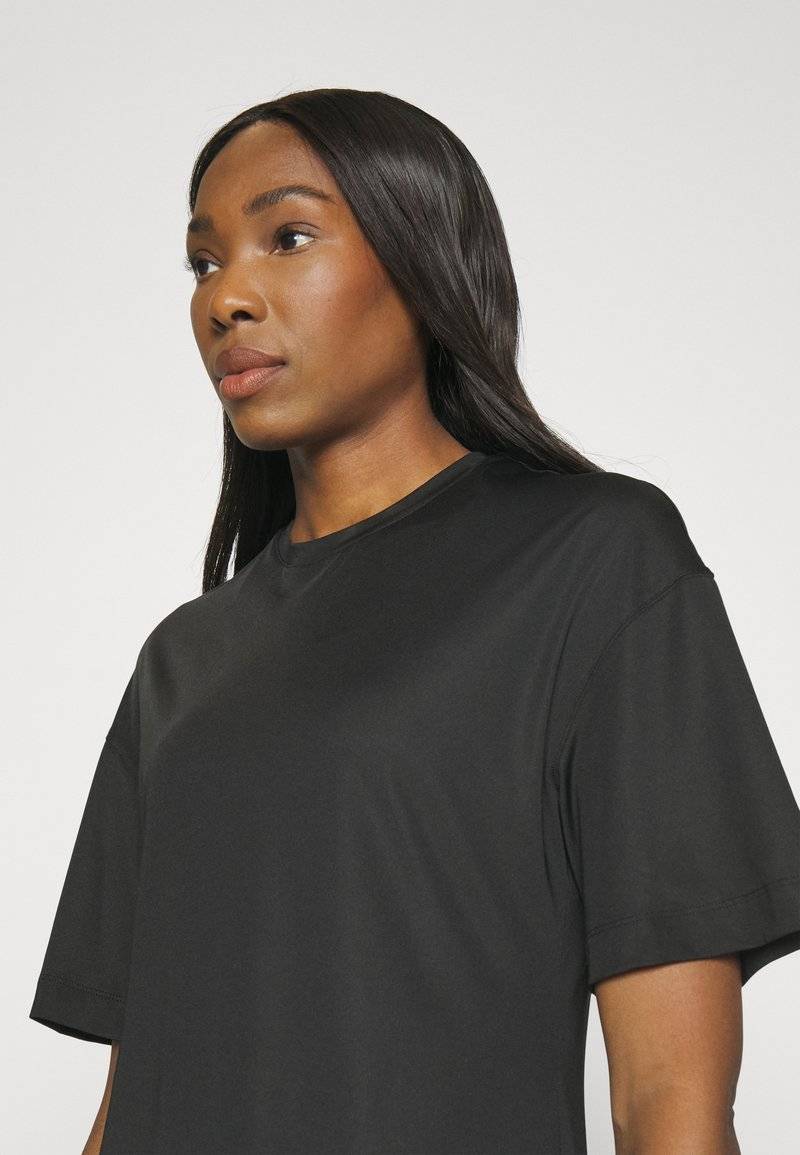 Puma Puma ACTIVEWEAR TEE - Sports T-shirt - black Heißer Verkauf