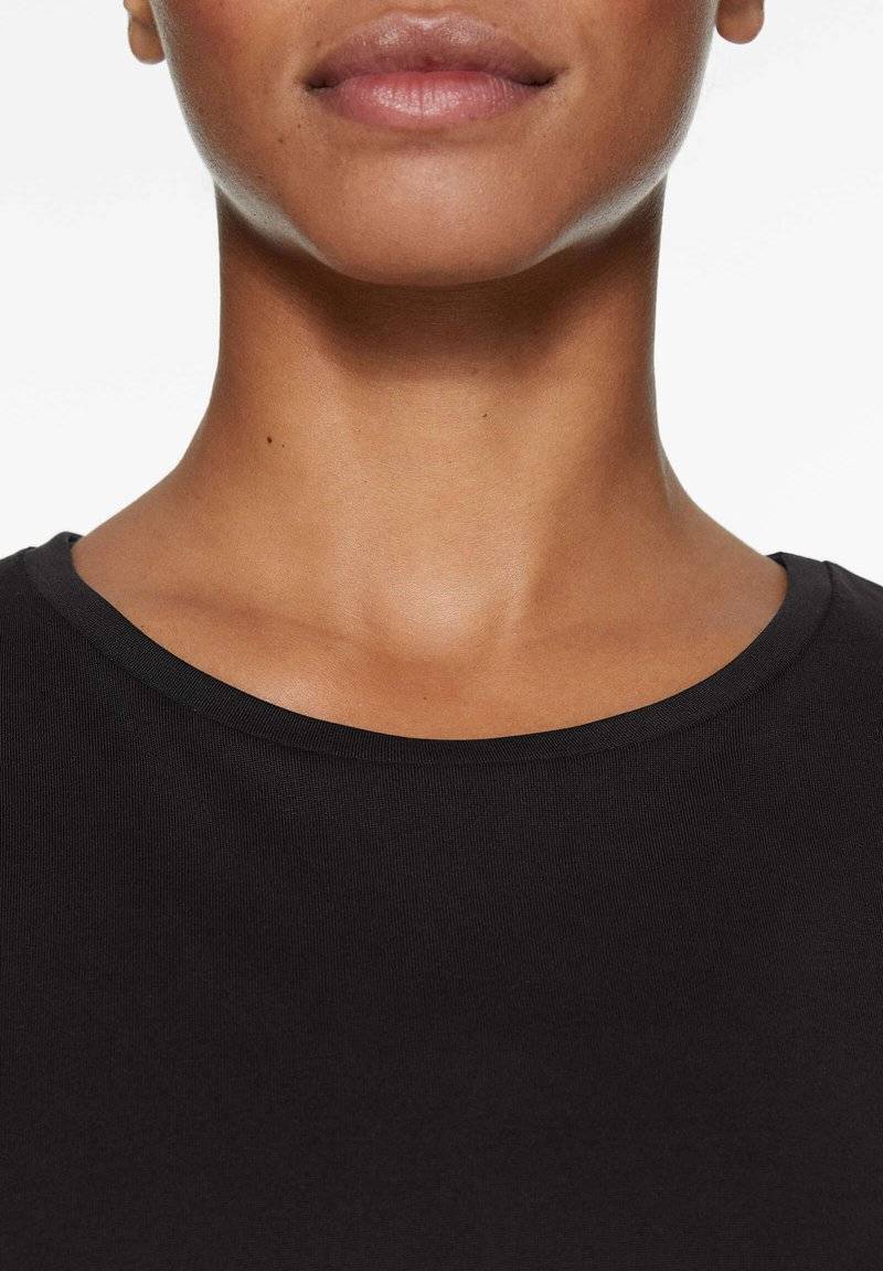 OYSHO OYSHO MODAL - Basic T-shirt - black Neueste Mode