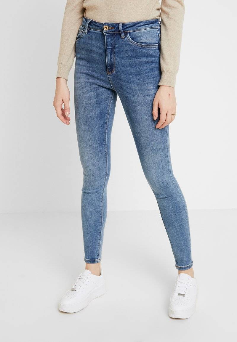 ONLY ONLY ONLMILA - Jeans Skinny Fit - medium blue denim Bis zu 60% Rabatt