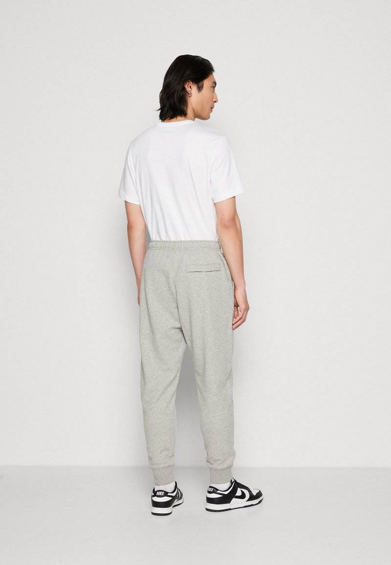 Nike Sportswear Nike Sportswear CLUB JGGR FT - Tracksuit bottoms Nur für heute