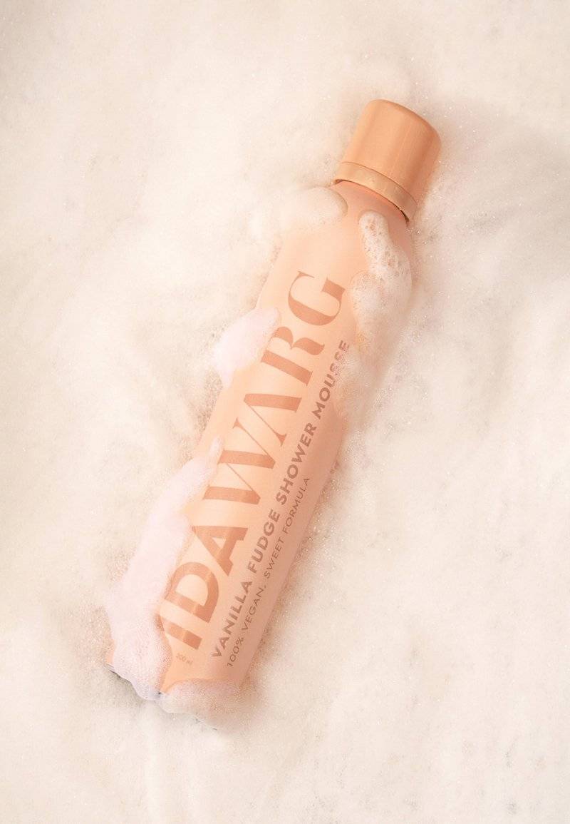 Ida Warg Beauty Ida Warg Beauty Vanilla Fudge Shower Mousse - Sweet Formula - Shower gel 50% Rabatt für begrenzte Zeit