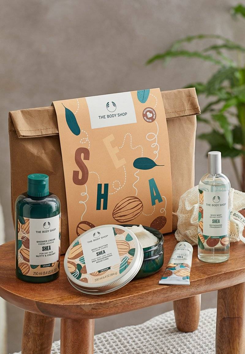 The Body Shop The Body Shop G4 MEDIUM SHEA AR24 A0X - Skincare set Online