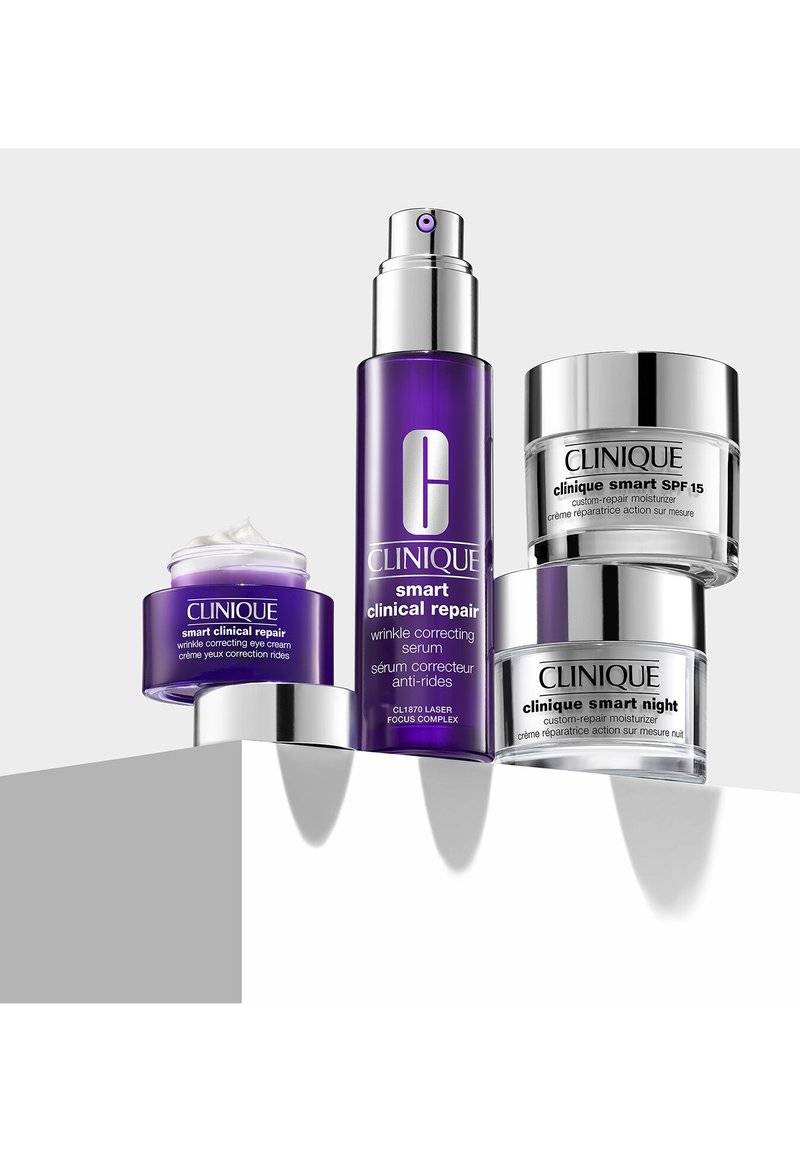 Clinique Clinique SMART CLINICAL REPAIR WRINKLE CORRECTING EYE CREAM - Eyecare Muttertagsangebot