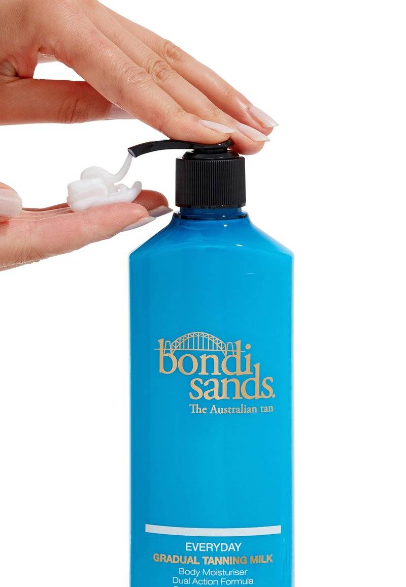 Bondi Sands Bondi Sands BONDI SANDS EVERYDAY GRADUAL TANNING MILK - Self tan - white Bestseller