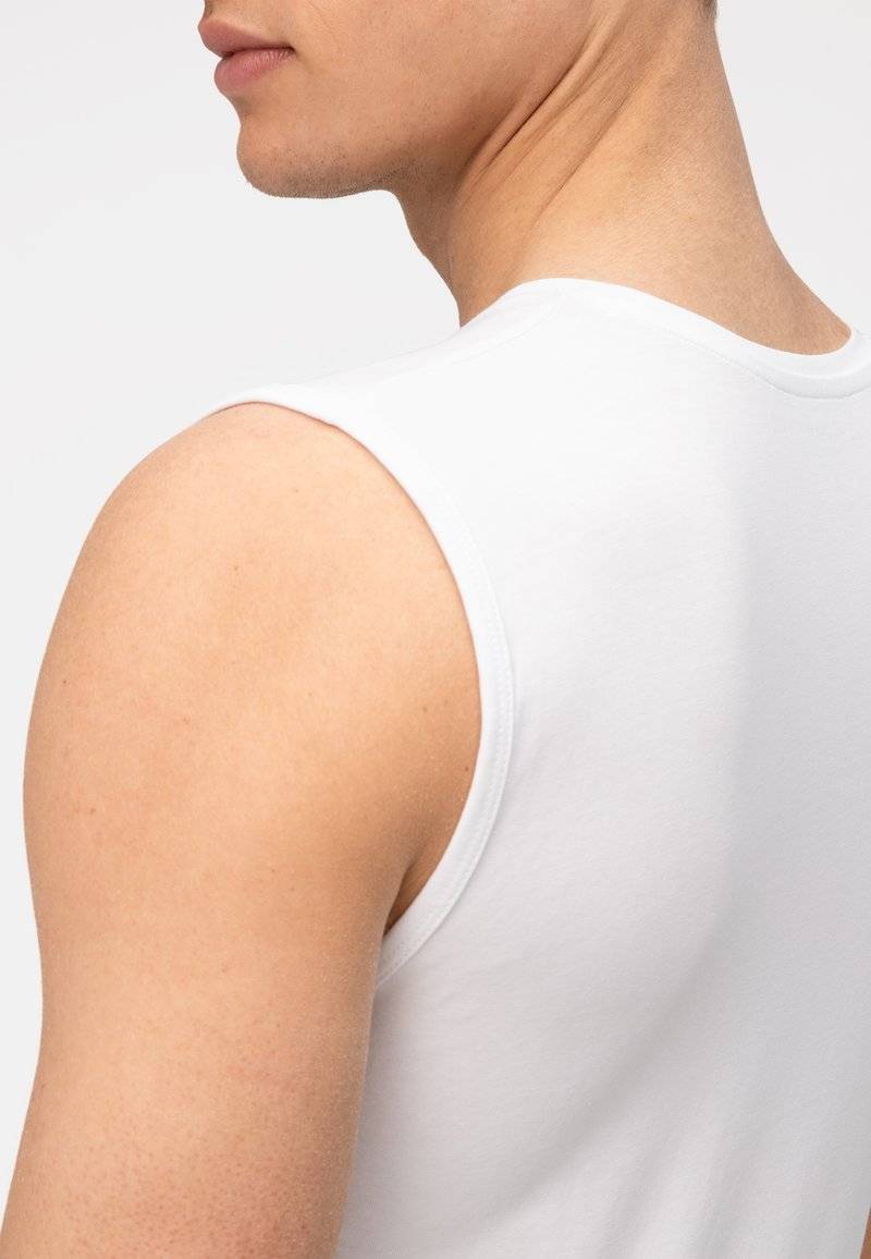 OLYMP OLYMP BODY FIT - Undershirt - white Clearance-Verkauf