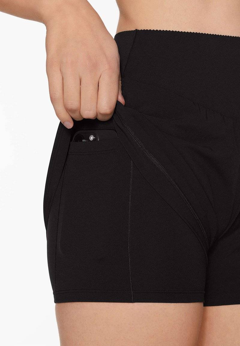 OYSHO OYSHO COMPRESSIVE - Sports shorts - black Online