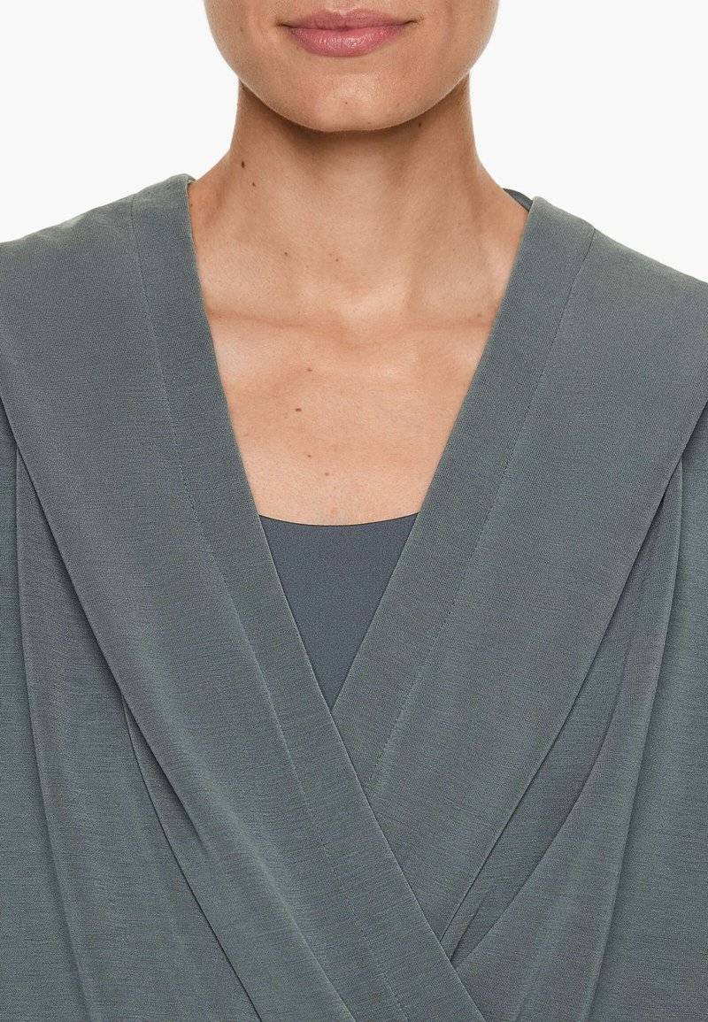OYSHO OYSHO SOFT TOUCH - Hoodie - grey Meist gekauft